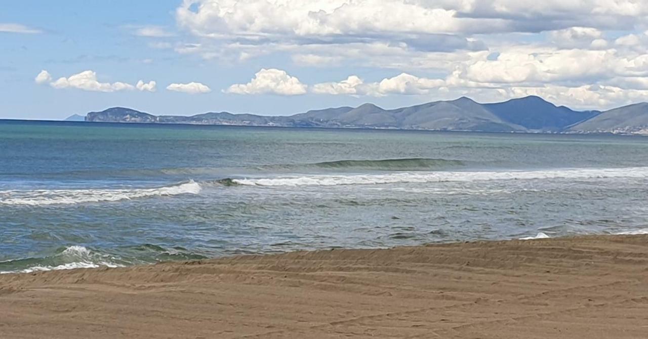 Park Hotel Baia Domizia Εξωτερικό φωτογραφία